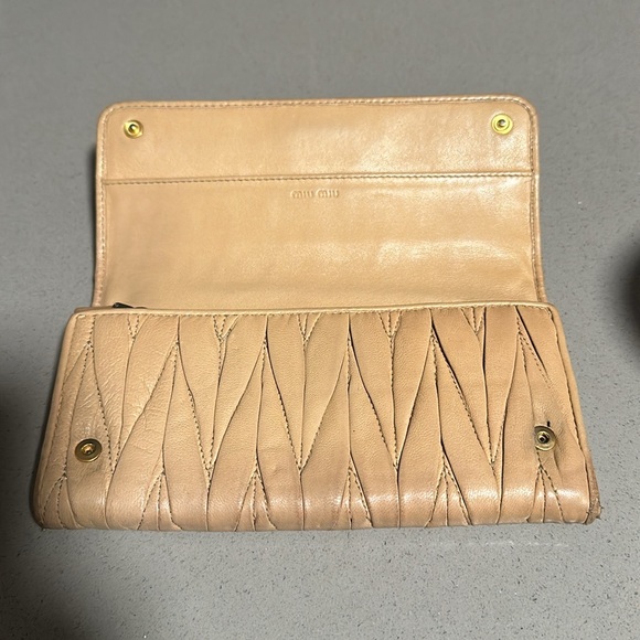 Authentic Miu Miu Tan Leather Snap Long Wallet - Picture 5 of 10